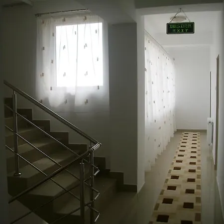 Casa Daniel Borbel 3* Saturn